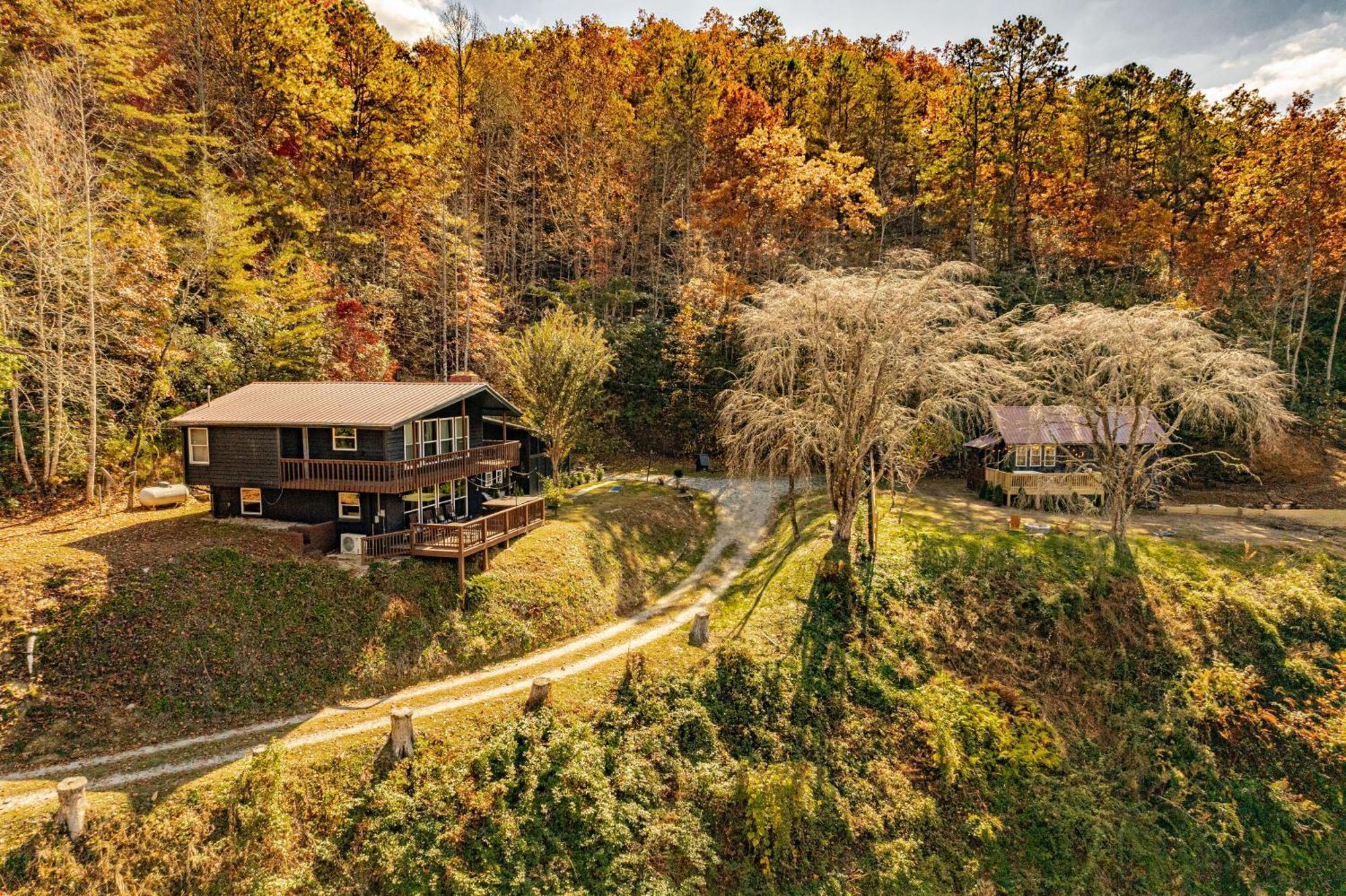 Big Blue Cabins مدينة كليرمونت المظهر الخارجي الصورة